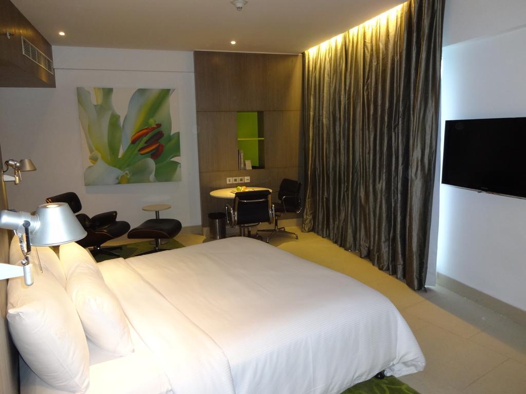 Avasa Hotel Hyderabad Room photo